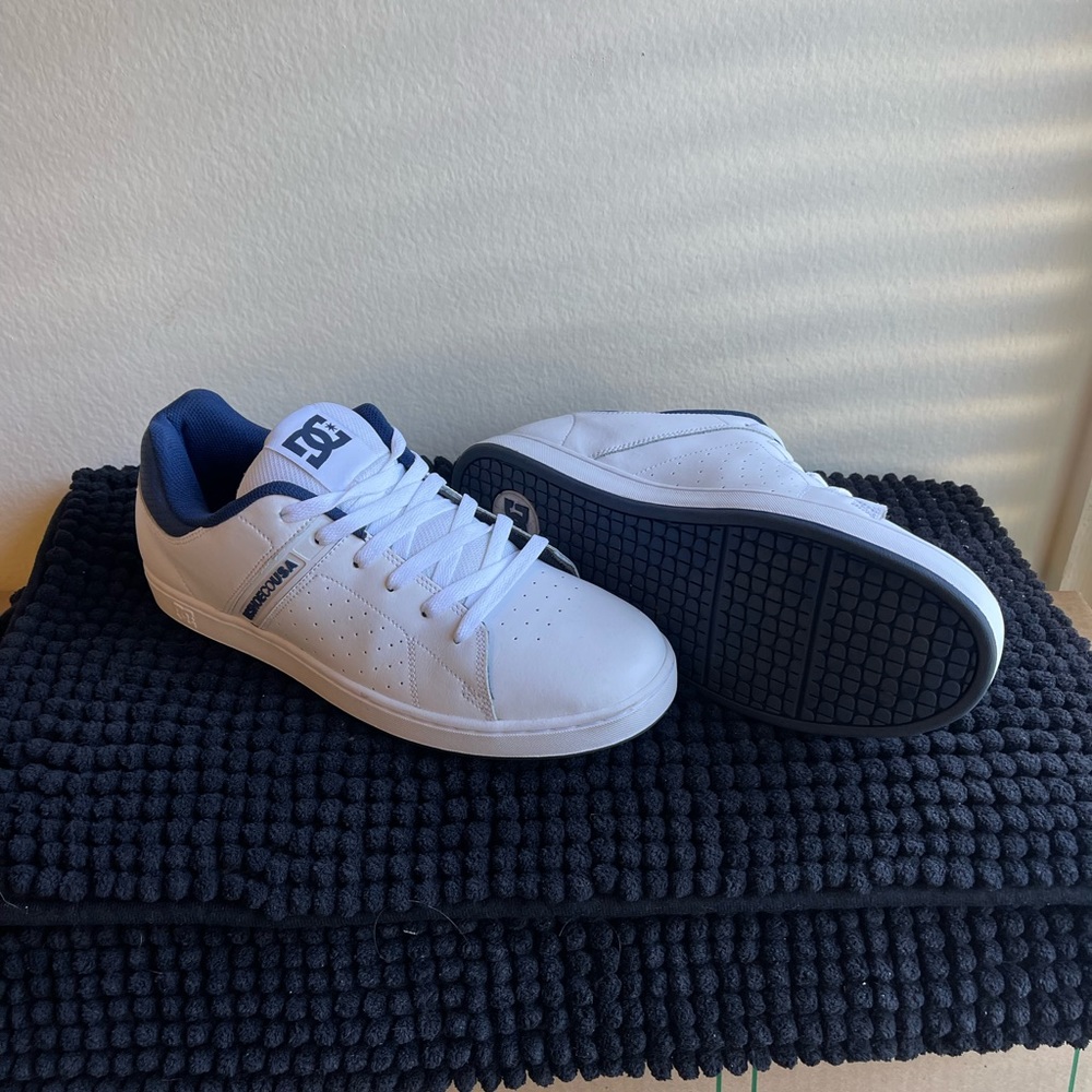 DC Skate Shoes